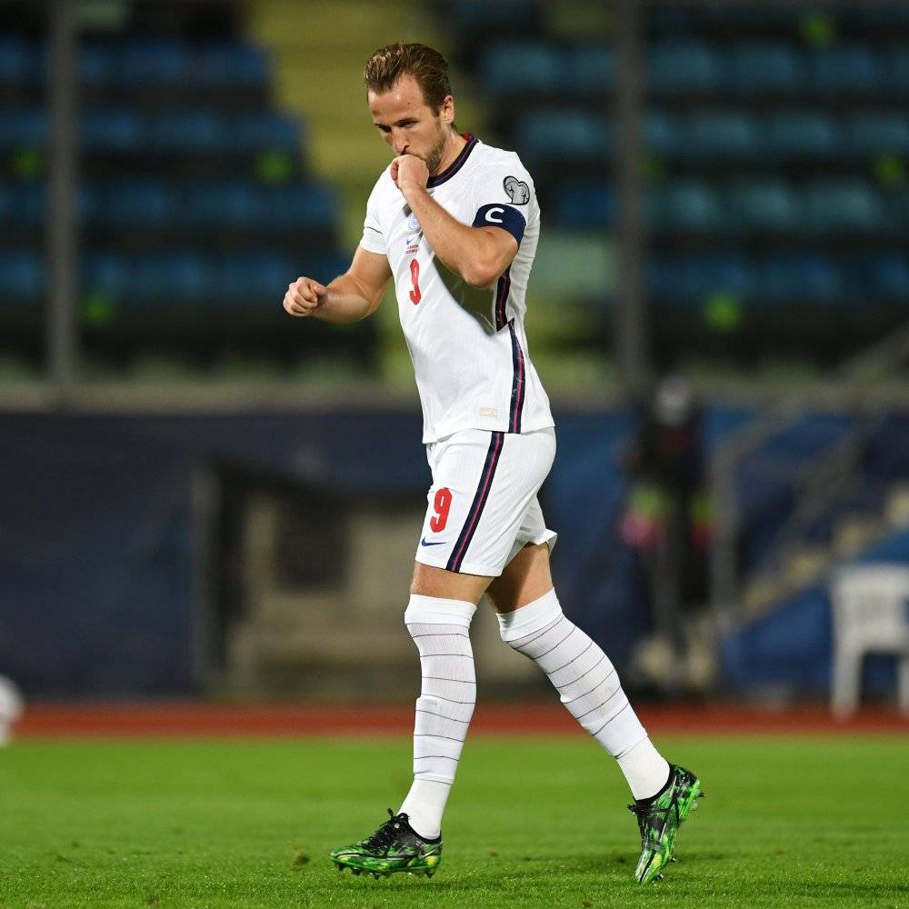 包含阿尔巴尼亚小组出线，备战下轮实力爆发的词条