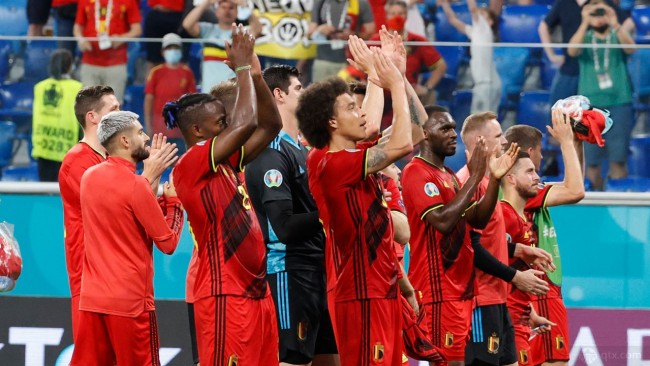 比利时中场策应出色，成为球队关键人物的简单介绍