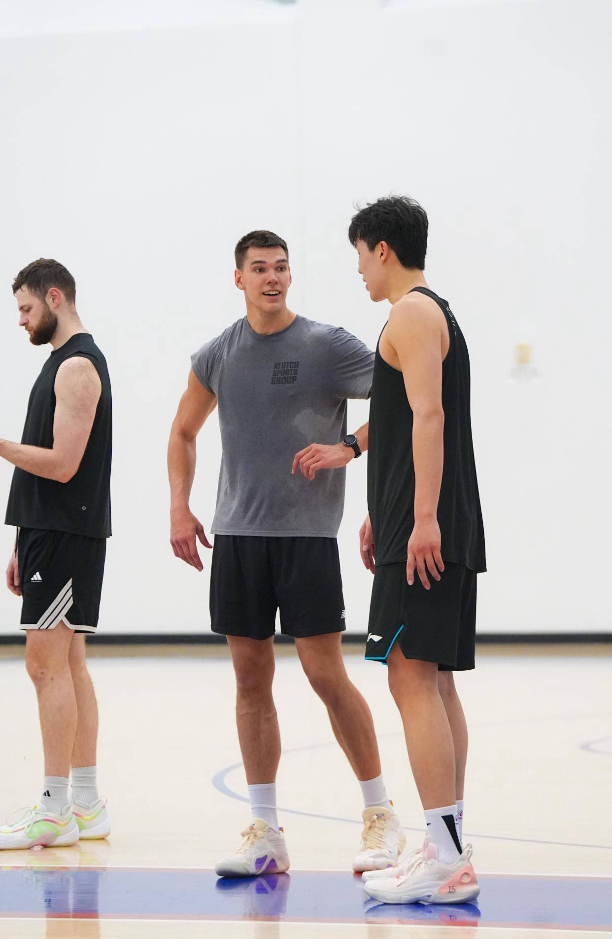 德国篮球比赛中一位新星崭露头角