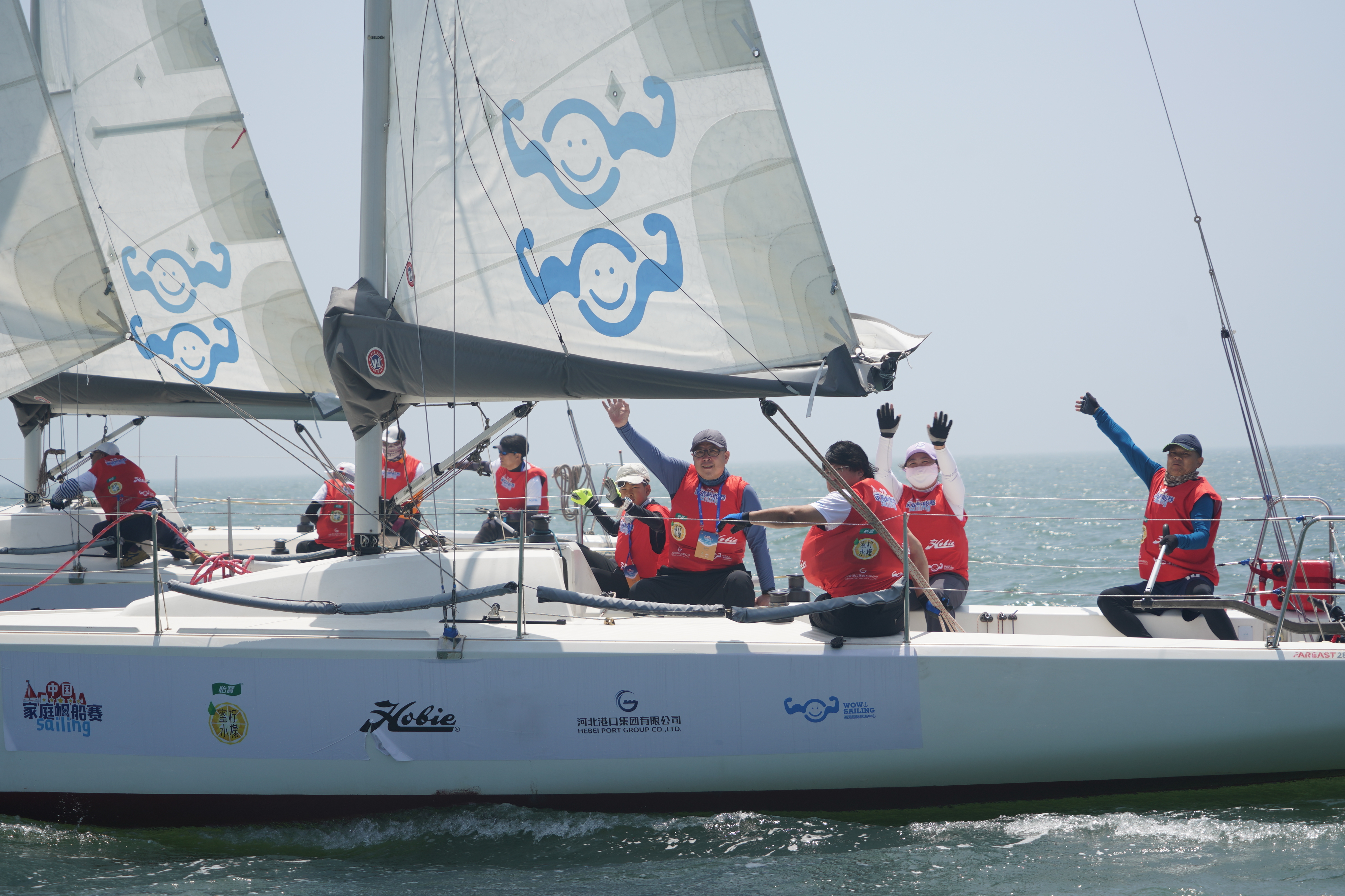 瑞士代表团在帆船比赛中表现抢眼 瑞士代表团在帆船比赛中表现抢眼