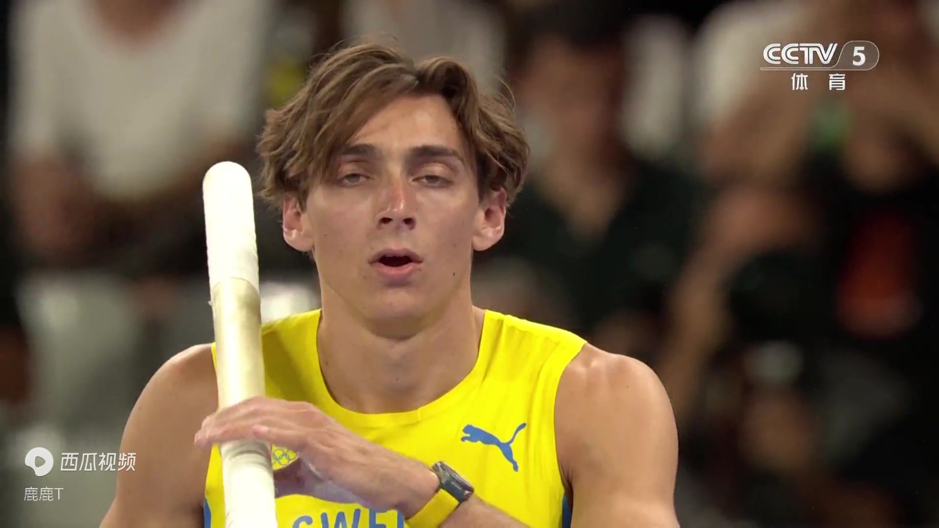 九游体育在线登录-包含跳高选手改写历史，打破纪录夺金的词条