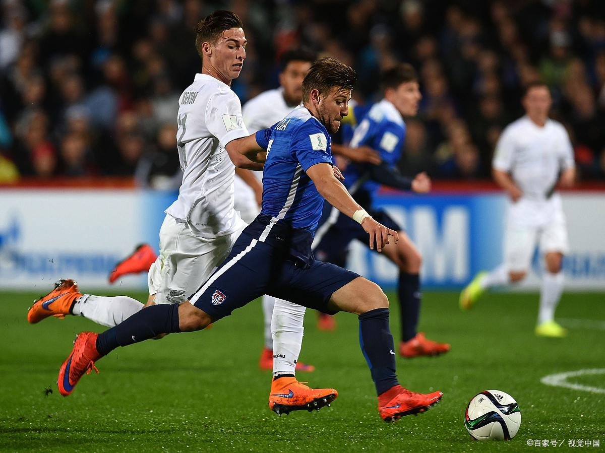 包含激烈角逐：欧洲足球比赛热火朝天的词条