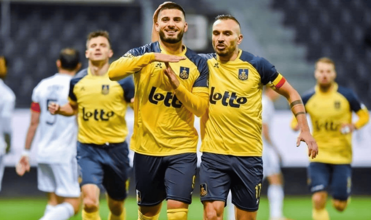 关于阿贾克斯迎战塞维利亚,积极备战期待胜利的信息 关于阿贾克斯迎战塞维利亚,积极备战期待胜利的信息