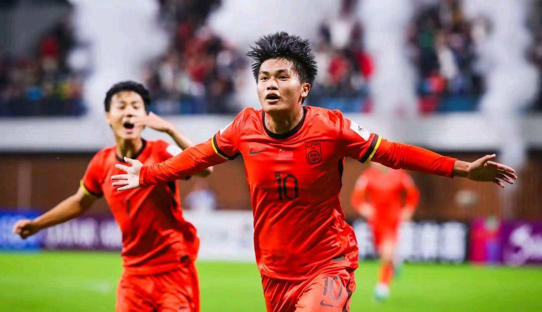 中亚球队冷静应战，成功战胜对手晋级决赛