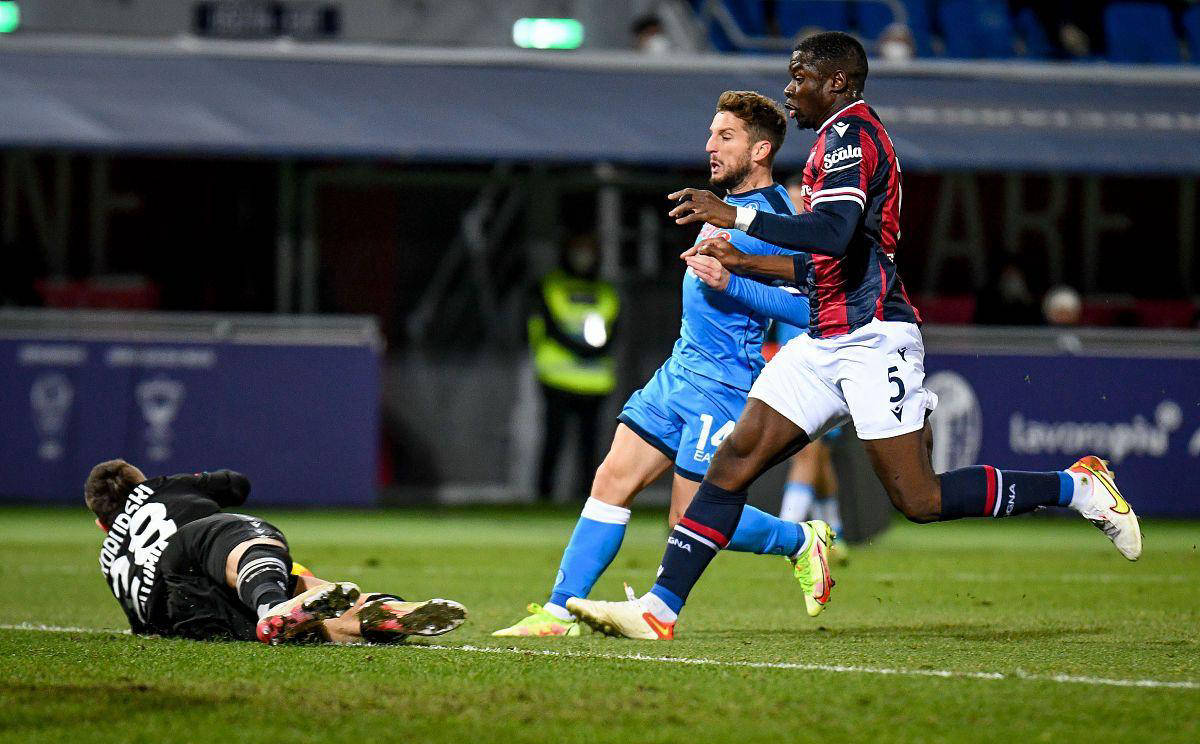 那不勒斯客场大胜，强势跻身前四