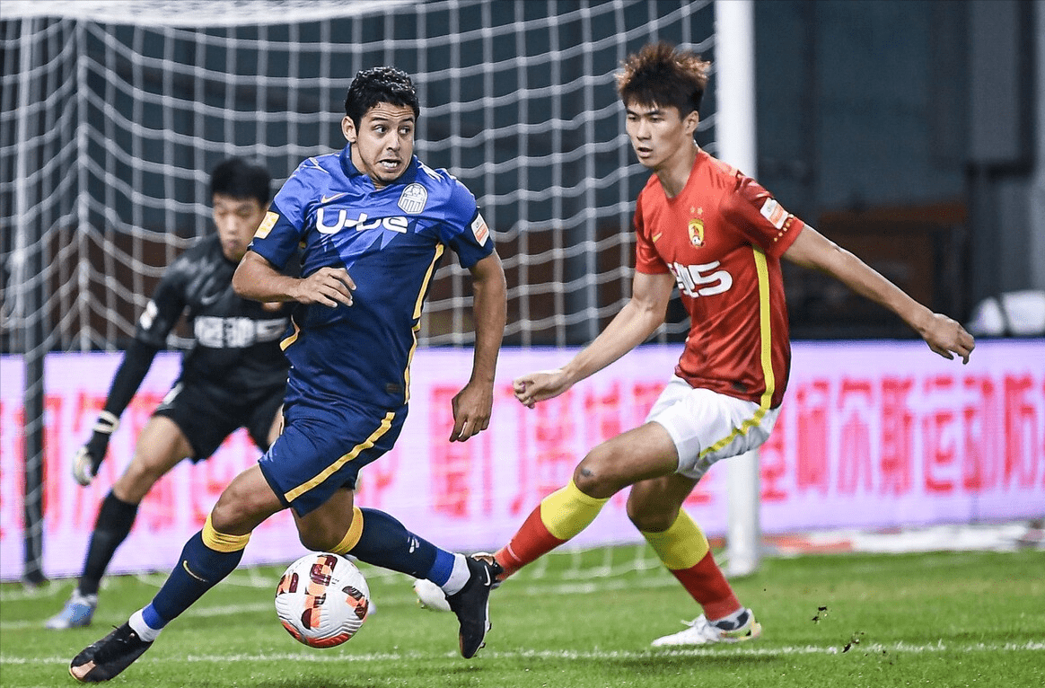 上海队成功阻击对手，步步为营取胜